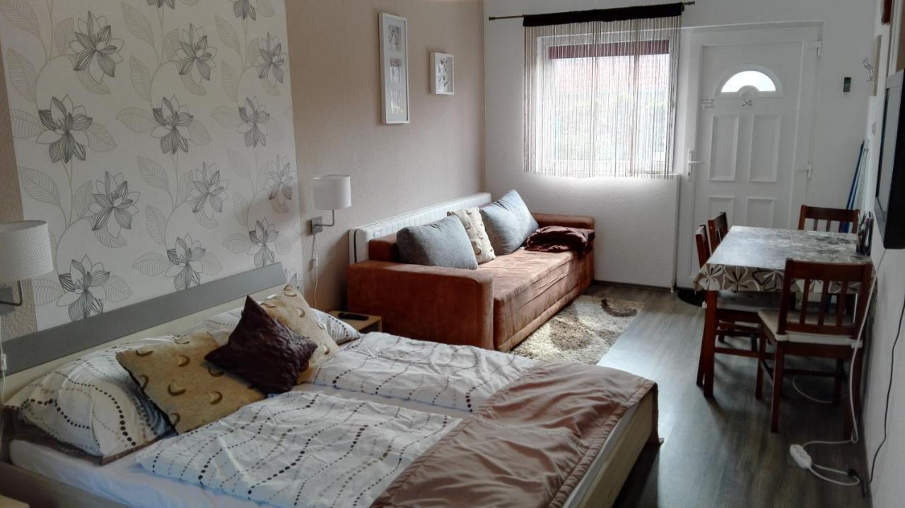 Sunshine Apartman Daire Siófok Dış mekan fotoğraf